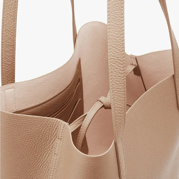 Cuyana Classic Structured Tote - Picture 7 of 11